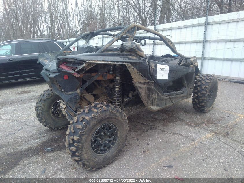2017 CAN-AM MAVERICK X3 X DS TURBO R 3JBVDAW41HK000509