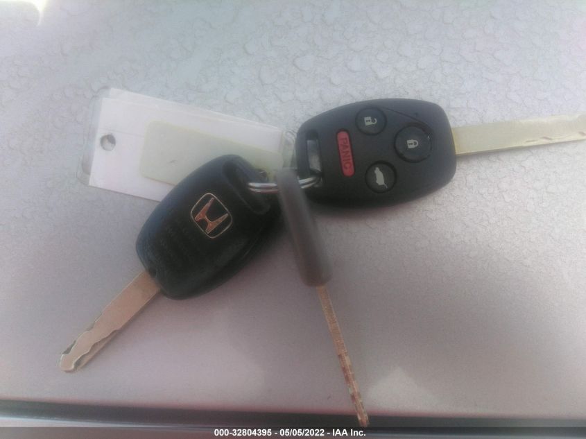 2015 HONDA PILOT LX 5FNYF3H27FB015131
