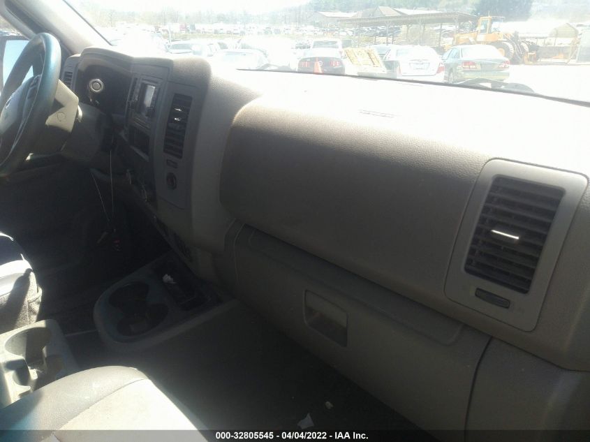 2013 NISSAN NV SV 1N6BF0LYXDN114585