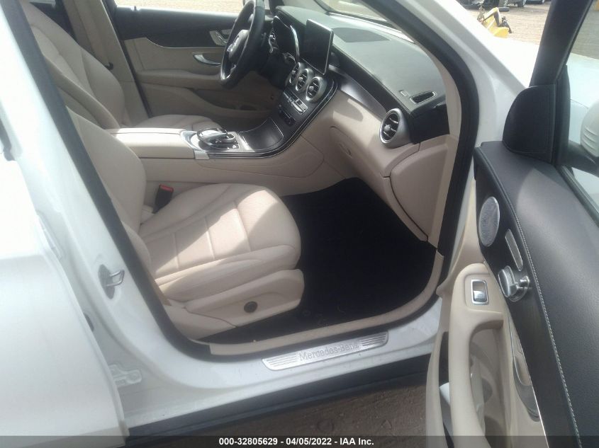 2017 MERCEDES-BENZ GLC GLC 300 WDC0J4KB3HF264562