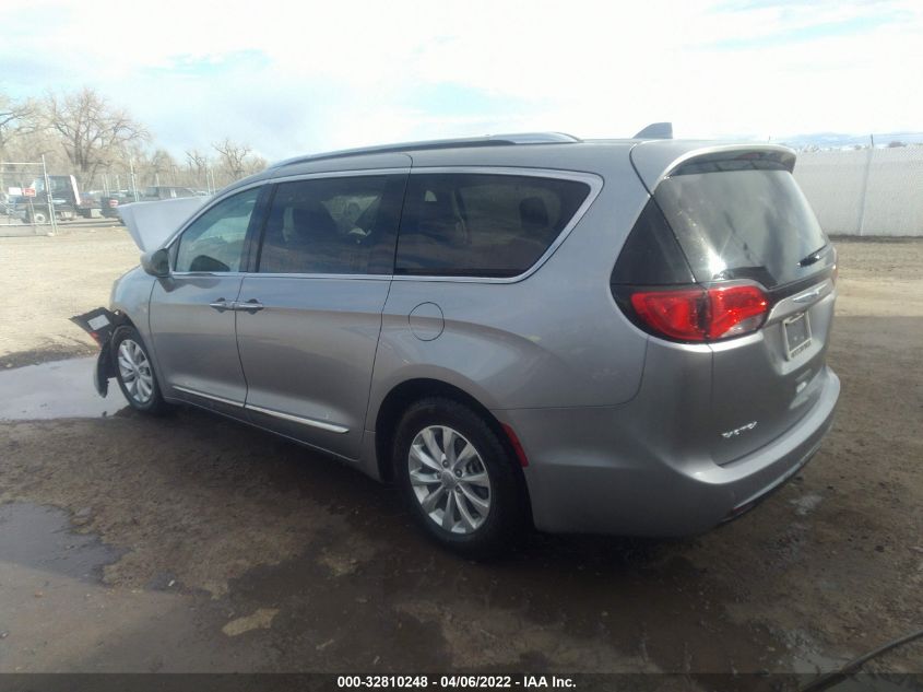 2019 CHRYSLER PACIFICA TOURING L 2C4RC1BG5KR609026