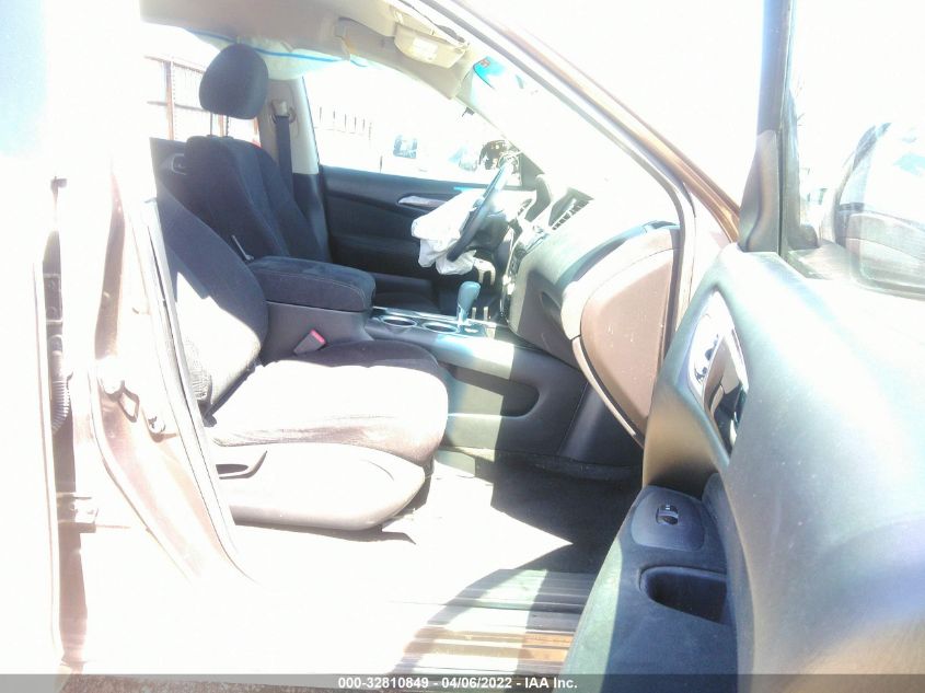 2015 NISSAN PATHFINDER S 5N1AR2MN1FC686998