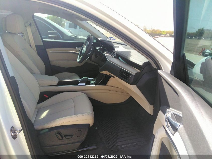 2022 AUDI E-TRON PREMIUM WA1AAAGE3NB012030
