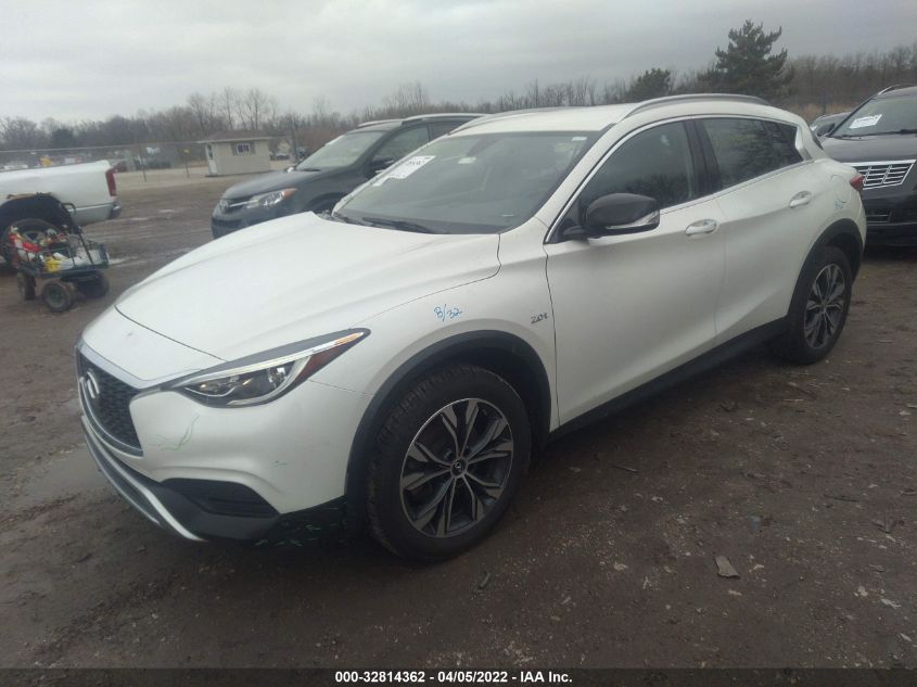 2018 INFINITI QX30 LUXURY SJKCH5CR6JA055395