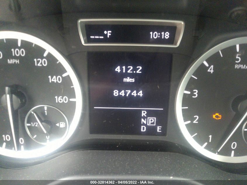 2018 INFINITI QX30 LUXURY SJKCH5CR6JA055395
