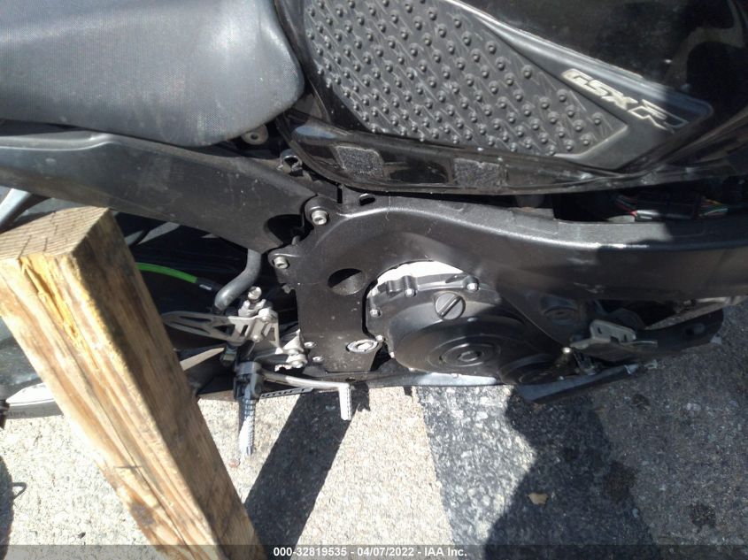 2011 SUZUKI GSX-R600 JS1GN7FA5B2103196