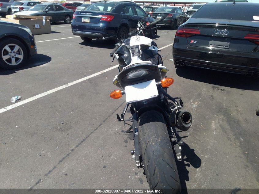 2021 SUZUKI GSX-S750 M/Z JS1C533B7M7100374