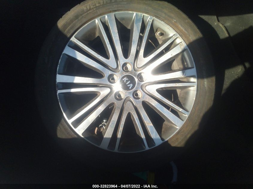 2014 KIA CADENZA PREMIUM KNALN4D78E5153228