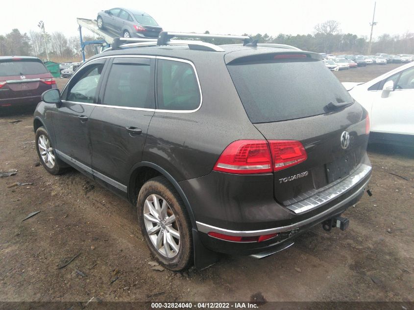 2016 VOLKSWAGEN TOUAREG SPORT W/TECHNOLOGY WVGEF9BP5GD005700