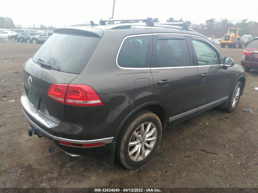 2016 VOLKSWAGEN TOUAREG SPORT W/TECHNOLOGY WVGEF9BP5GD005700