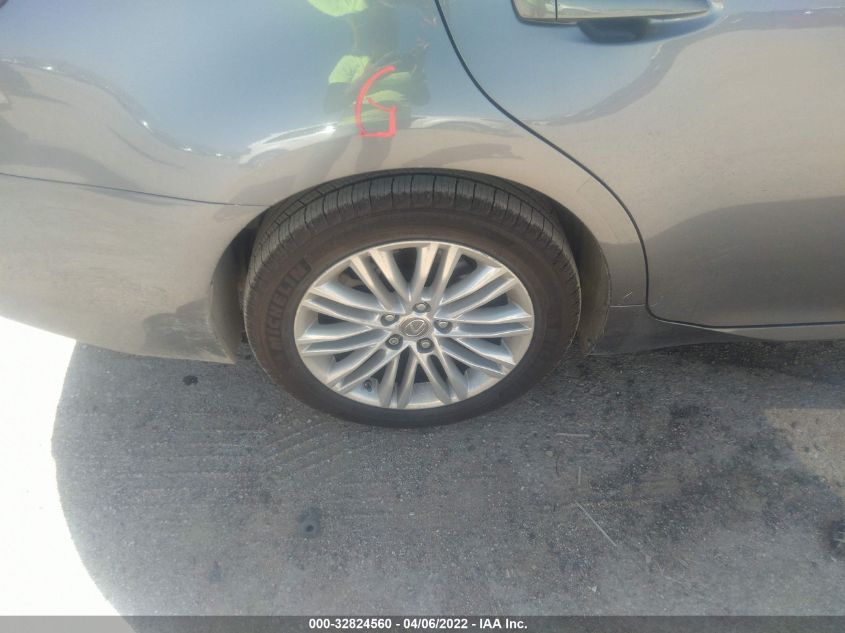 2013 LEXUS ES 350 4DR SDN JTHBK1GG1D2080039