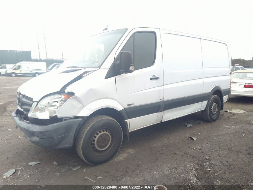 2013 MERCEDES-BENZ SPRINTER CARGO VANS WD3PE7CC7D5736824