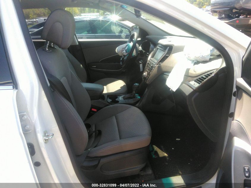 2019 HYUNDAI SANTA FE XL SE KM8SM4HF8KU308392