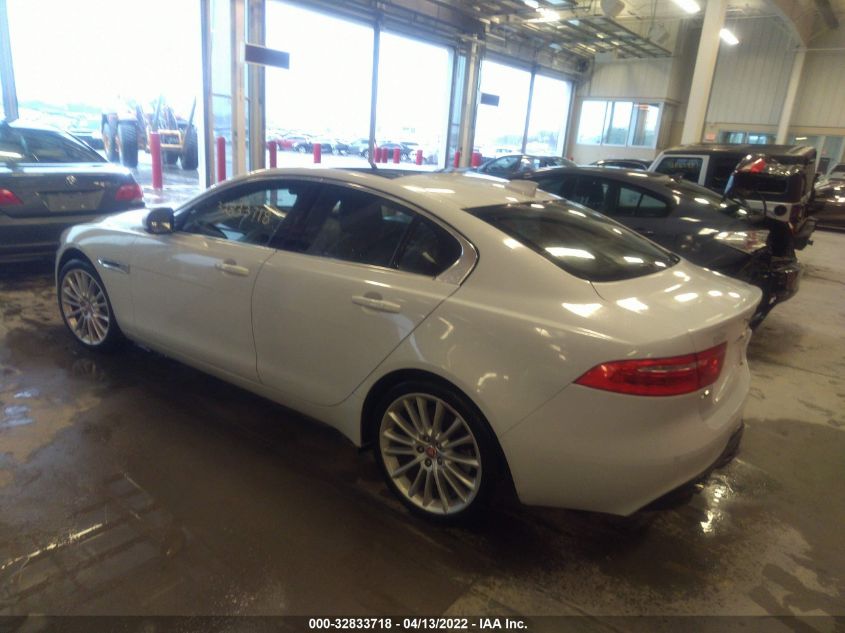 2017 JAGUAR XE 35T FIRST EDITION SAJAN4BV1HA948680