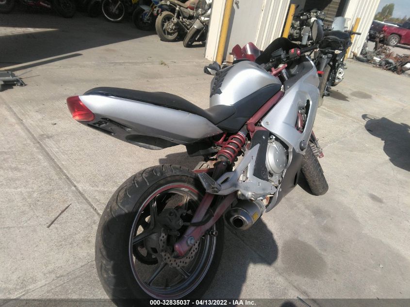 2006 KAWASAKI EX650 A6F JKAEXEA156A011627