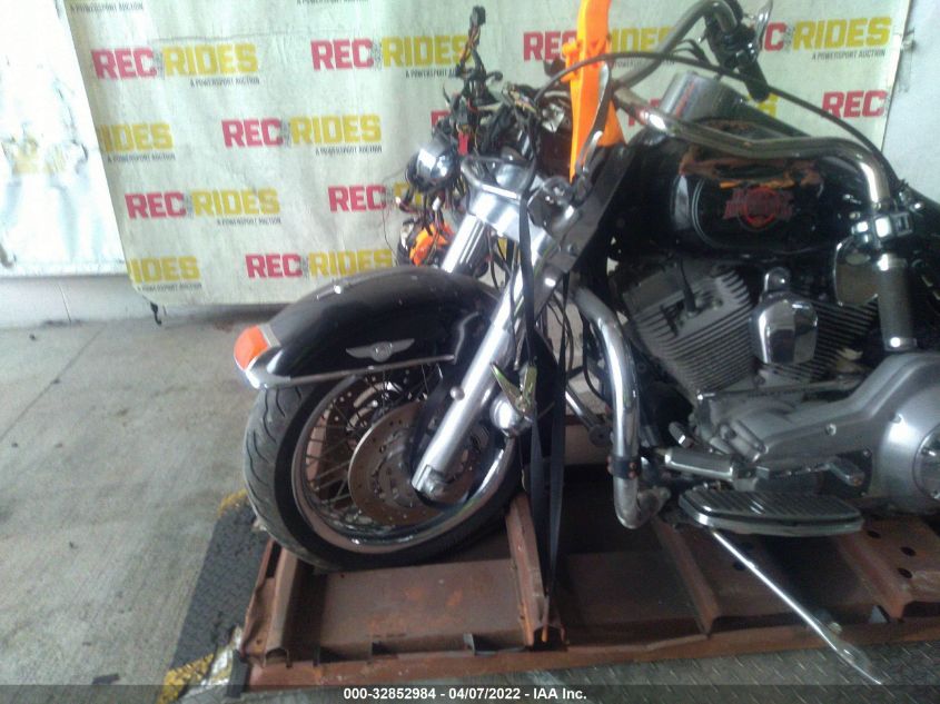 2004 HARLEY-DAVIDSON FLHT 1HD1DDV184Y602815
