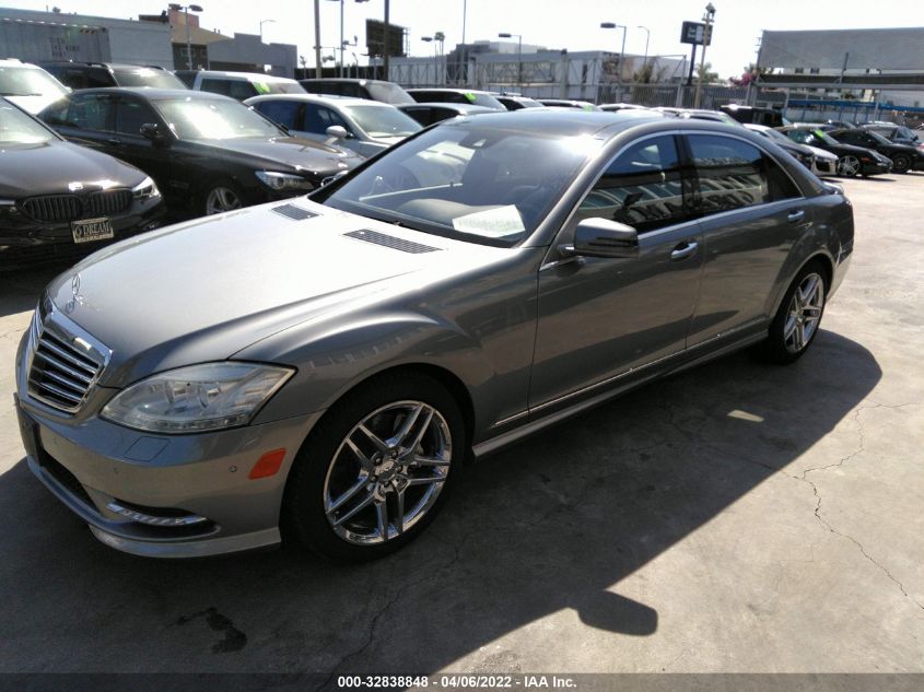 2013 MERCEDES-BENZ S-CLASS S 550 WDDNG7DB5DA531223
