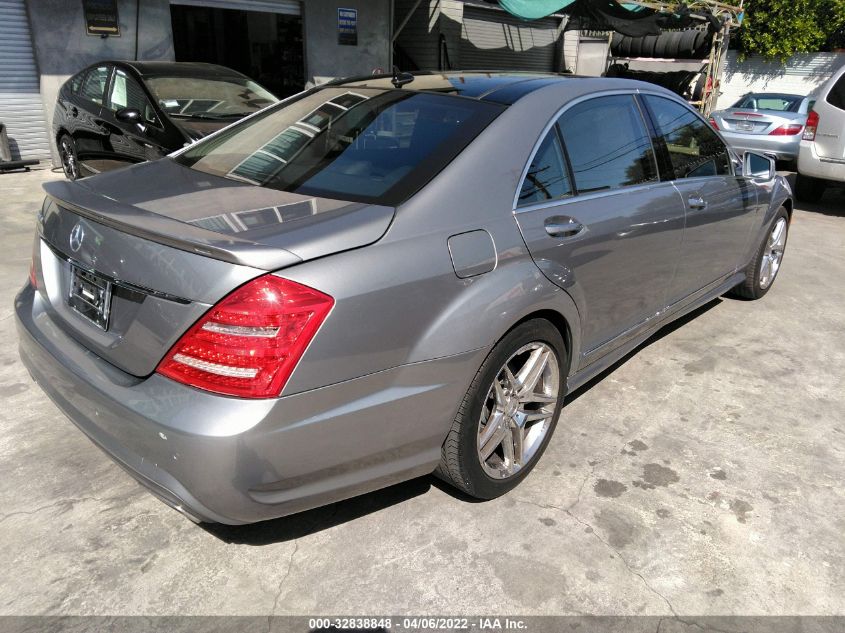 2013 MERCEDES-BENZ S-CLASS S 550 WDDNG7DB5DA531223