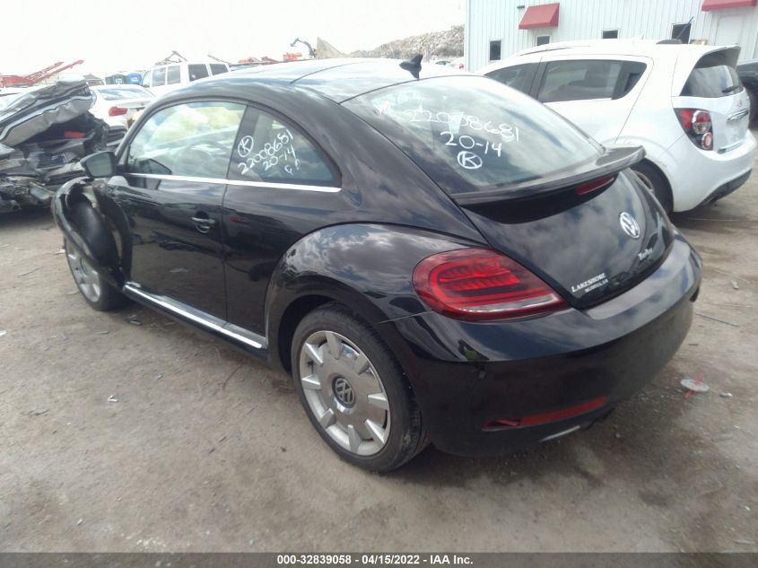 2018 VOLKSWAGEN BEETLE SE 3VWJD7AT1JM713365