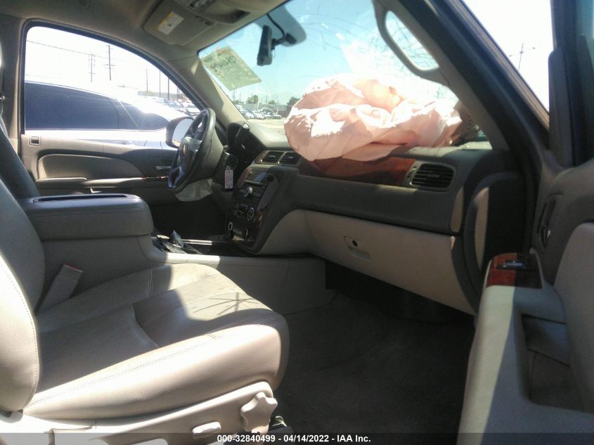 2013 CHEVROLET TAHOE LT 1GNSKBE03DR302706