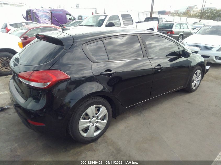 2016 KIA FORTE 5-DOOR LX KNAFK5A85G5597663
