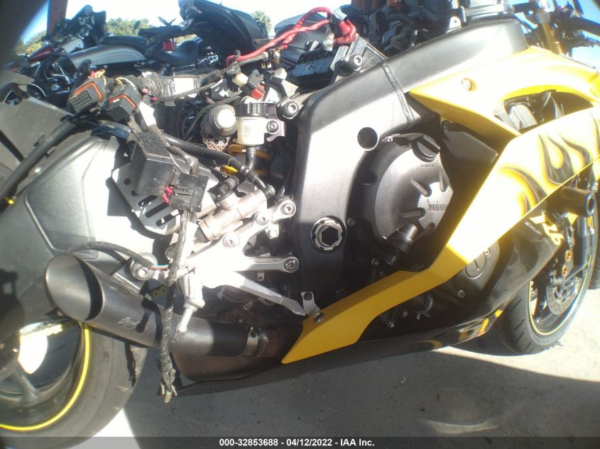 2008 YAMAHA YZFR6 JYARJ16E98A009777