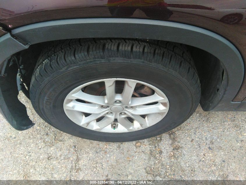 2015 KIA SORENTO LX 5XYKT4A69FG627681