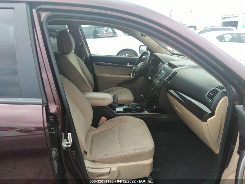 2015 KIA SORENTO LX 5XYKT4A69FG627681