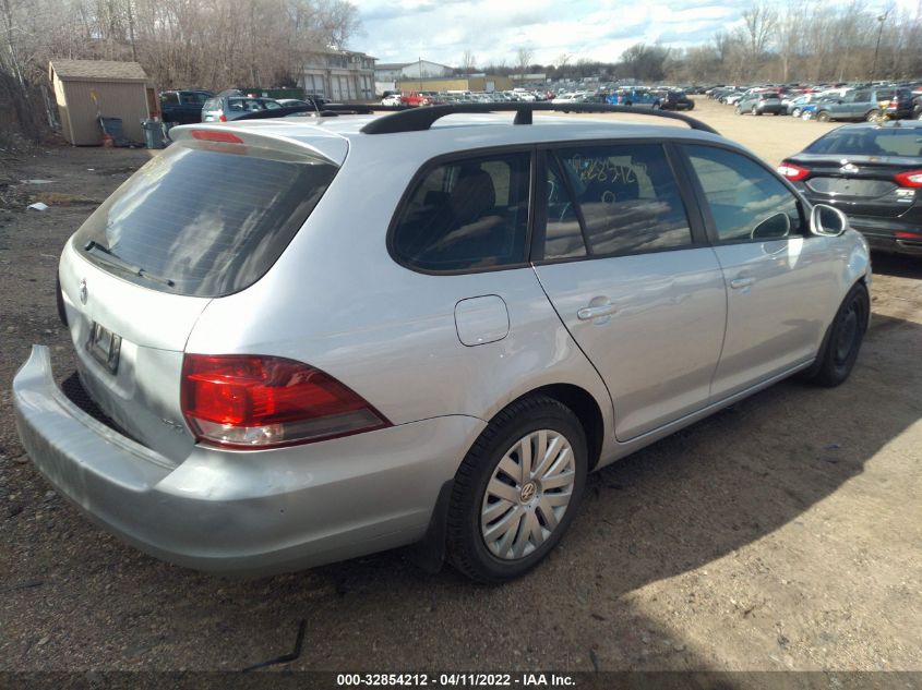 2014 VOLKSWAGEN JETTA SPORTWAGEN S 3VWKP7AJ8EM622674