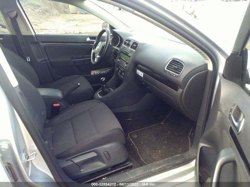 2014 VOLKSWAGEN JETTA SPORTWAGEN S 3VWKP7AJ8EM622674
