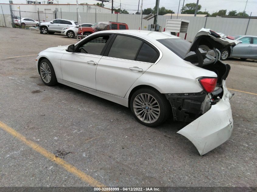 2013 BMW 3 SERIES 328I WBA3A5G51DNP25105