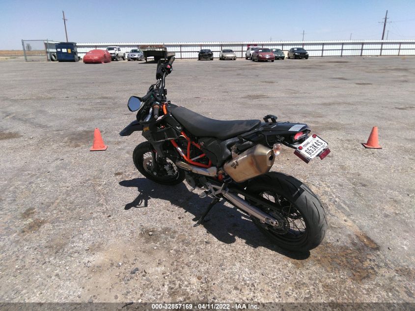 2020 KTM 690 SMC R VBKLSV402LM780173