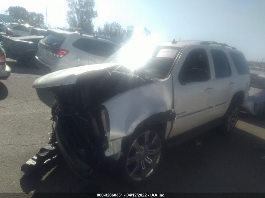 2013 GMC YUKON SLT 1GKS1CE07DR100621