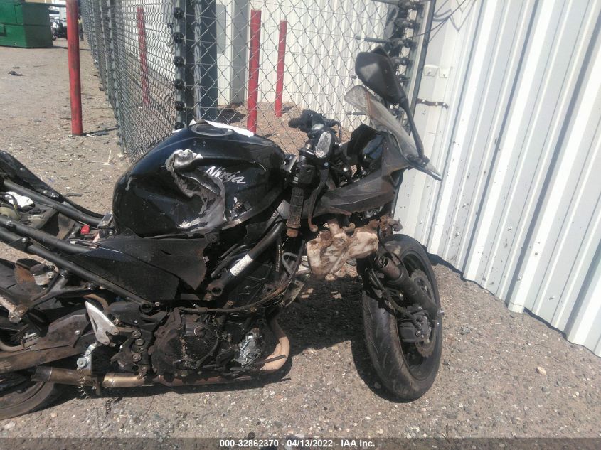 2019 KAWASAKI EX400 JKAEXKG17KDA31962