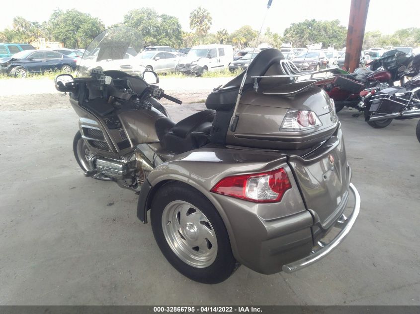 2006 HONDA GL1800 1HFSC47L16A501818