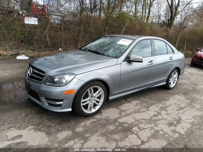 2014 MERCEDES-BENZ C-CLASS C 300 WDDGF8AB6EA908956