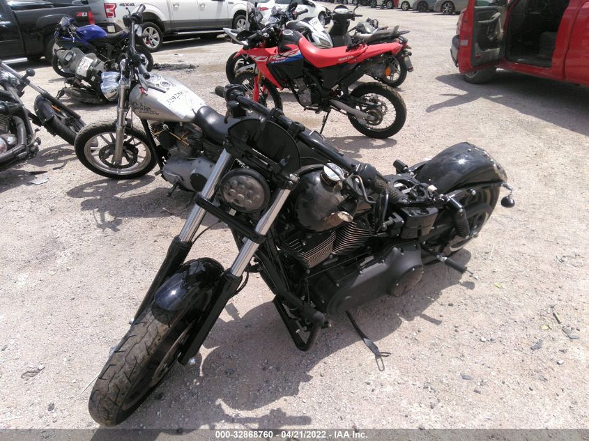 2017 HARLEY-DAVIDSON FXDLS 1HD1GS816HC314690