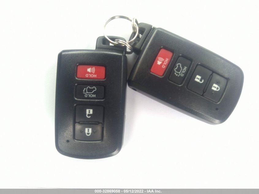 2017 TOYOTA RAV4 HYBRID XLE/LE PLUS JTMRJREV1HD128071