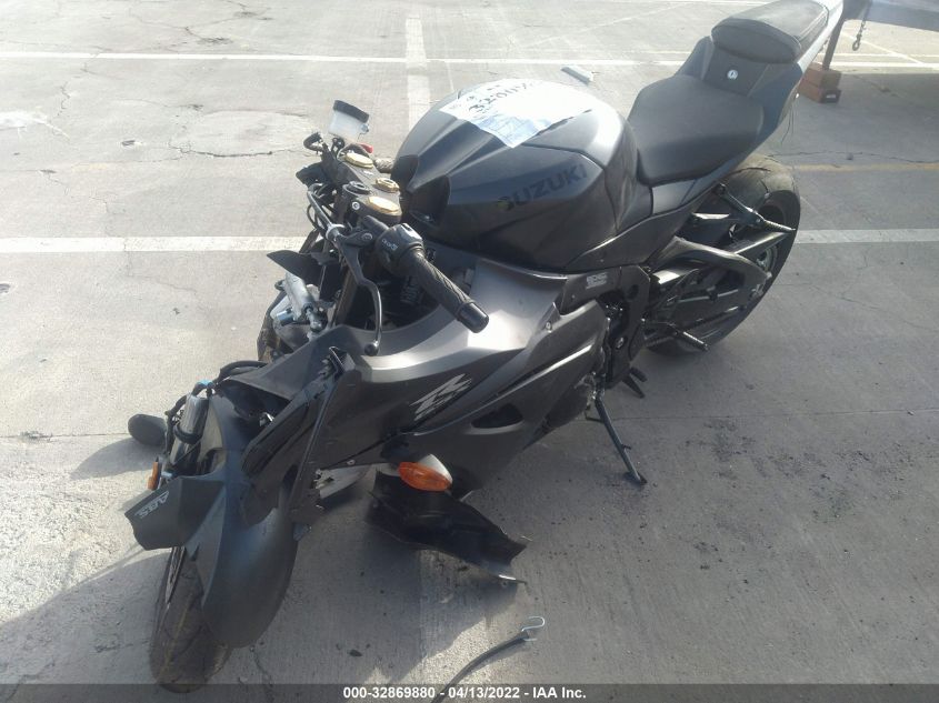 2022 SUZUKI GSX-R1000 JS1DM11F1N7100034