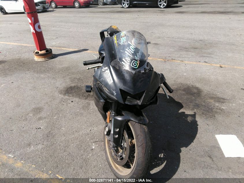2020 YAMAHA YZFR6 C JYARJ28Y7LA002638