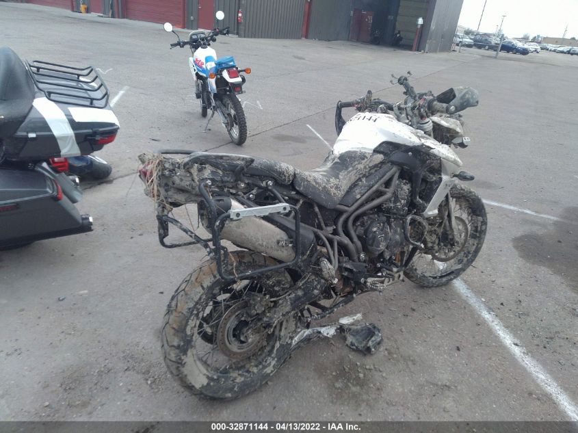 2019 TRIUMPH MOTORCYCLE TIGER 800 XCA SMTE09BF7KT908573