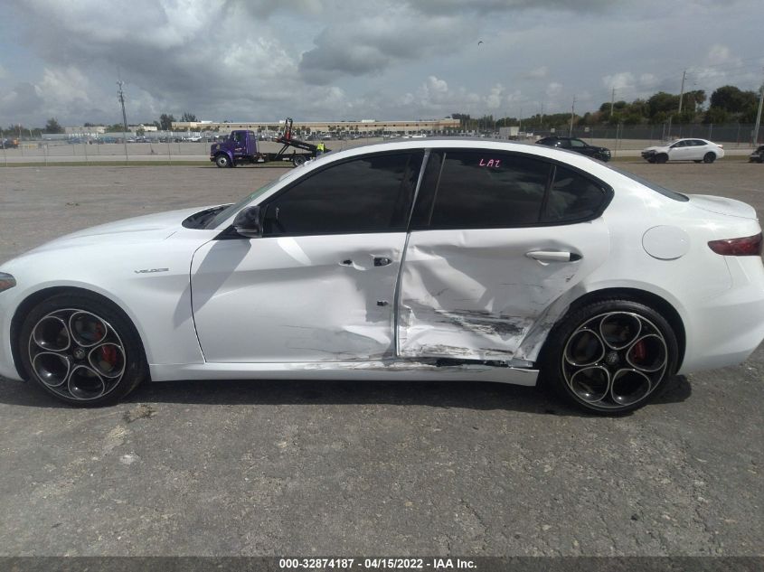 2022 ALFA ROMEO GIULIA VELOCE ZARFAMBN0N7659773