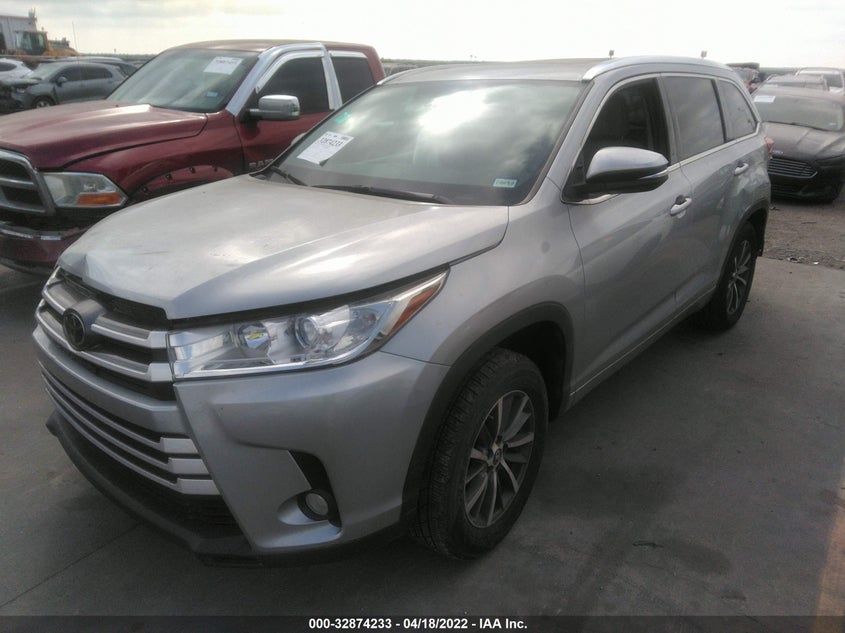 VIN 5TDKZRFH3HS514613 2017 TOYOTA HIGHLANDER XLE/SE