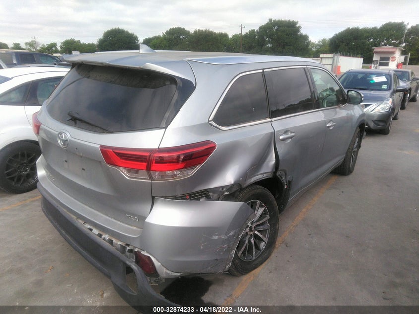 VIN 5TDKZRFH3HS514613 2017 TOYOTA HIGHLANDER XLE/SE