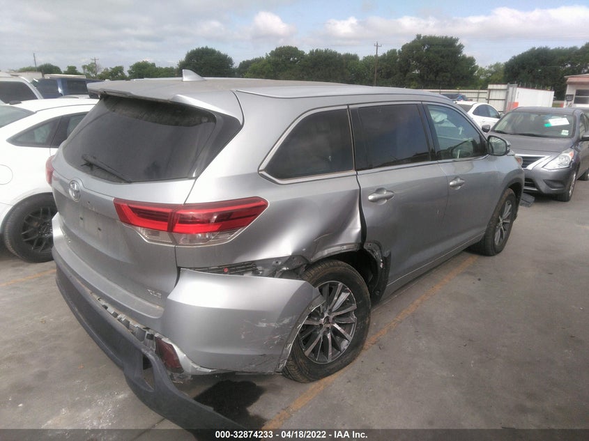 VIN 5TDKZRFH3HS514613 2017 TOYOTA HIGHLANDER XLE/SE