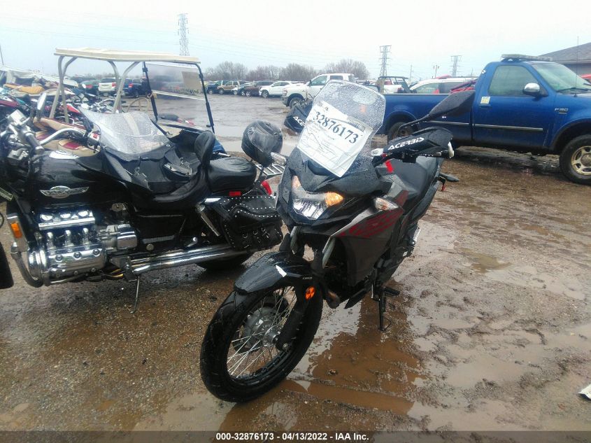 2021 KAWASAKI KLE300 C JKALE8C15MDA10827