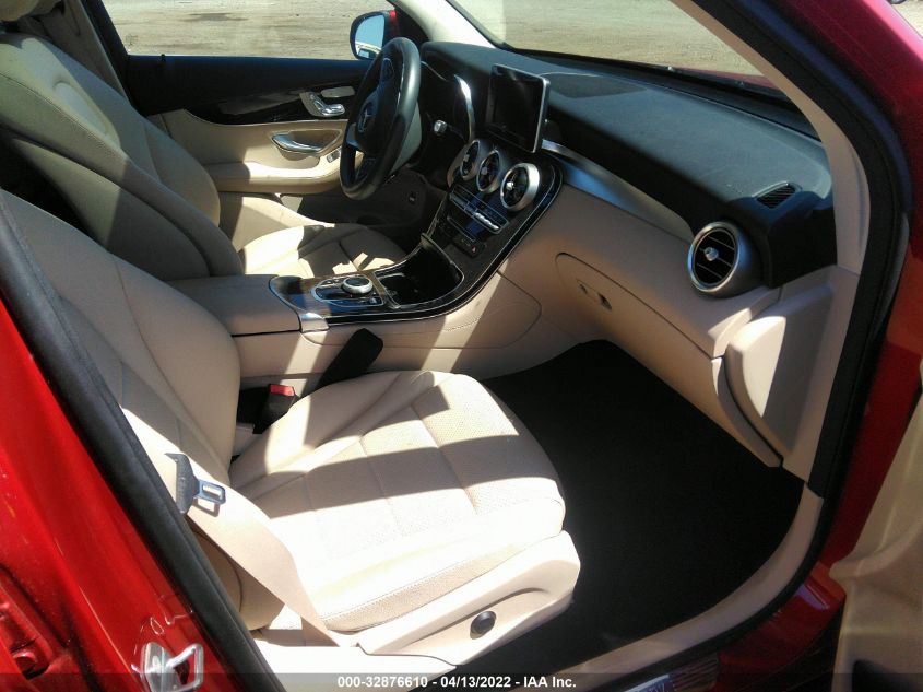 2017 MERCEDES-BENZ GLC GLC 300 WDC0G4KB6HF216164