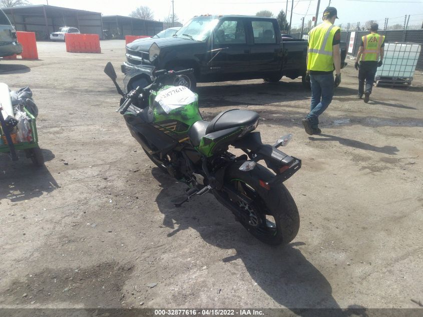 2020 KAWASAKI EX650 M ML5EXEM16LDA19650