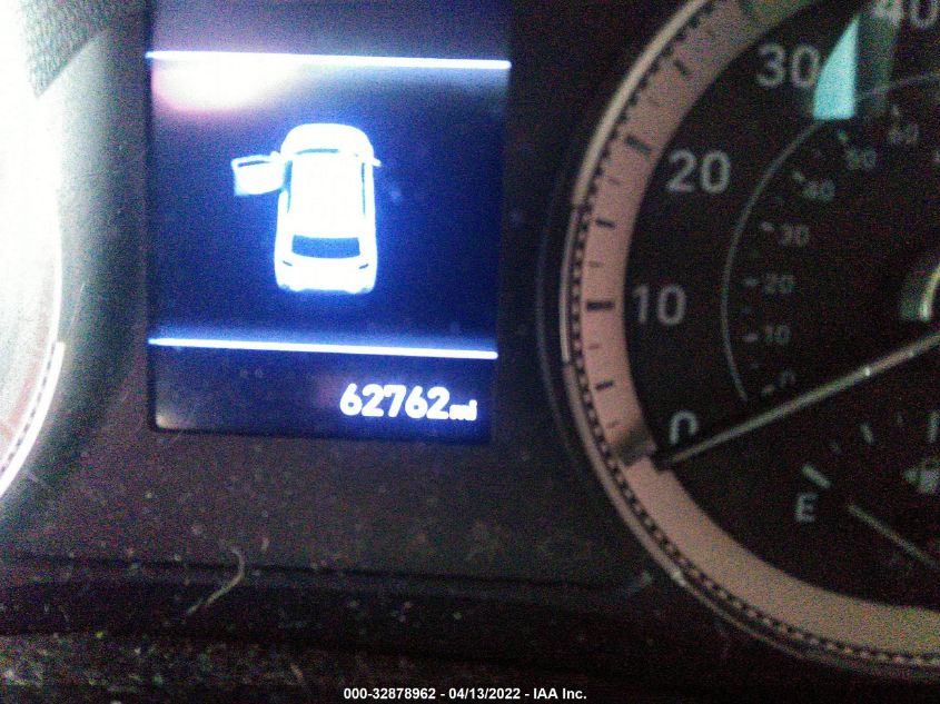 2020 HYUNDAI VENUE SE KMHRB8A32LU016413