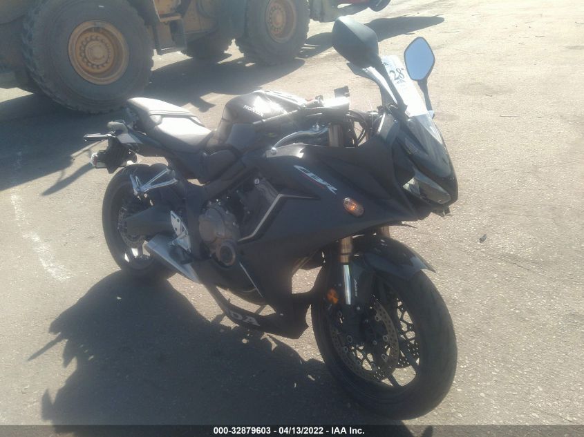 2021 HONDA CBR650 RA MLHRH0158M5200186